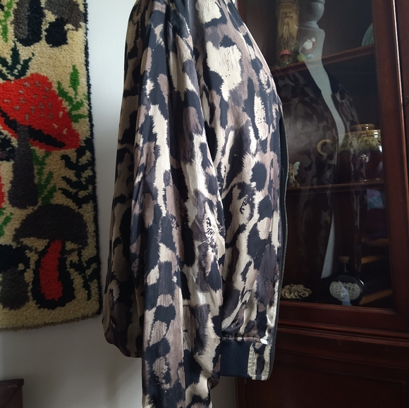 REVERSIBLE Faith Connection 100% silk oversized light jacket size XS - Picture 5 of 12